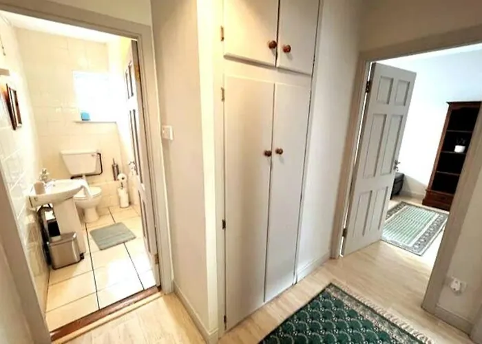 Centrally Located Two Bed - Sleeps Four